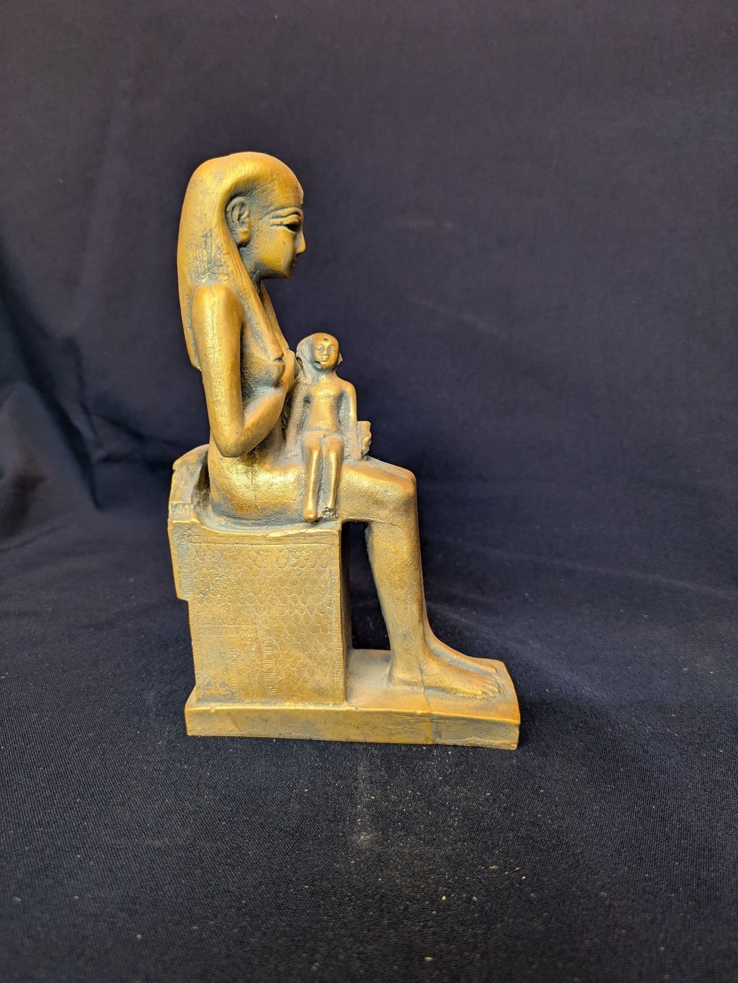 Isis et Horus – Or – vue C
