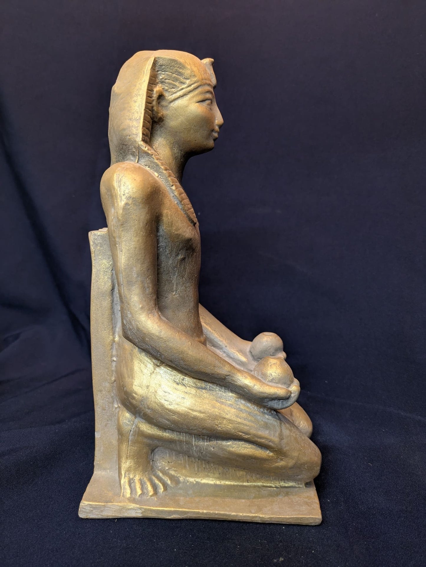 Thoutmosis III – Or – vue C