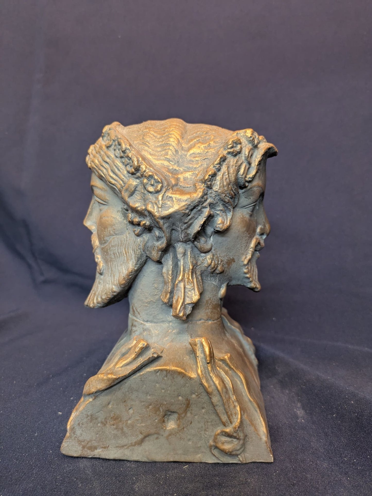 Janus – Bronze – vue C