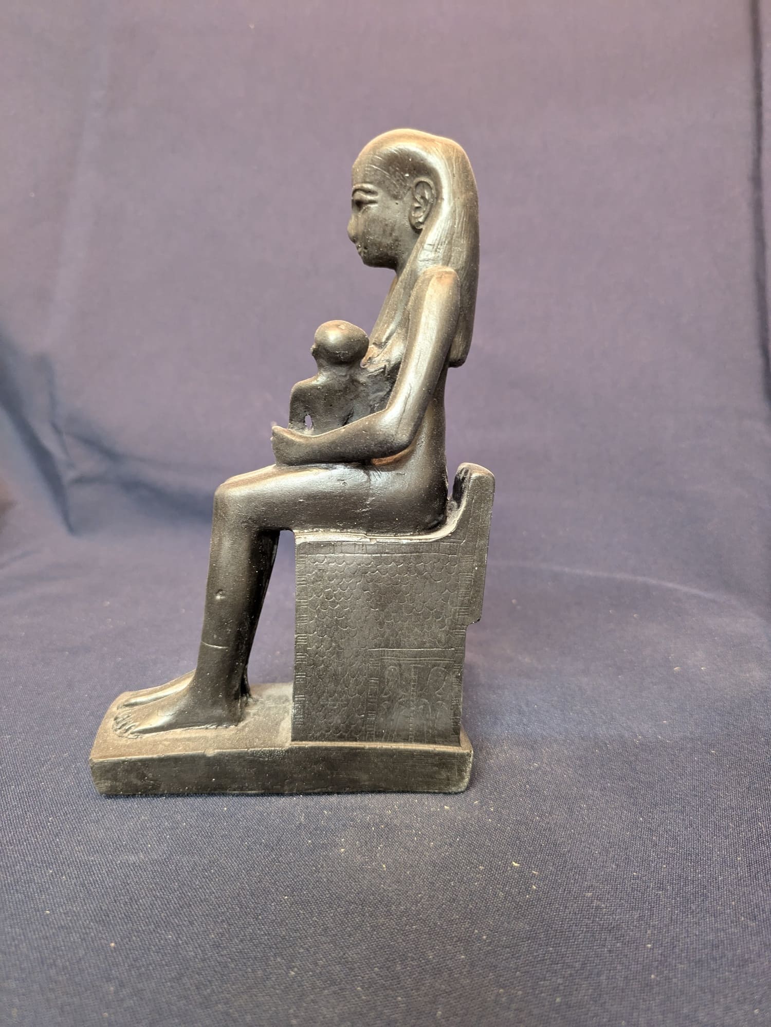 Isis et Horus – Noir – vue A