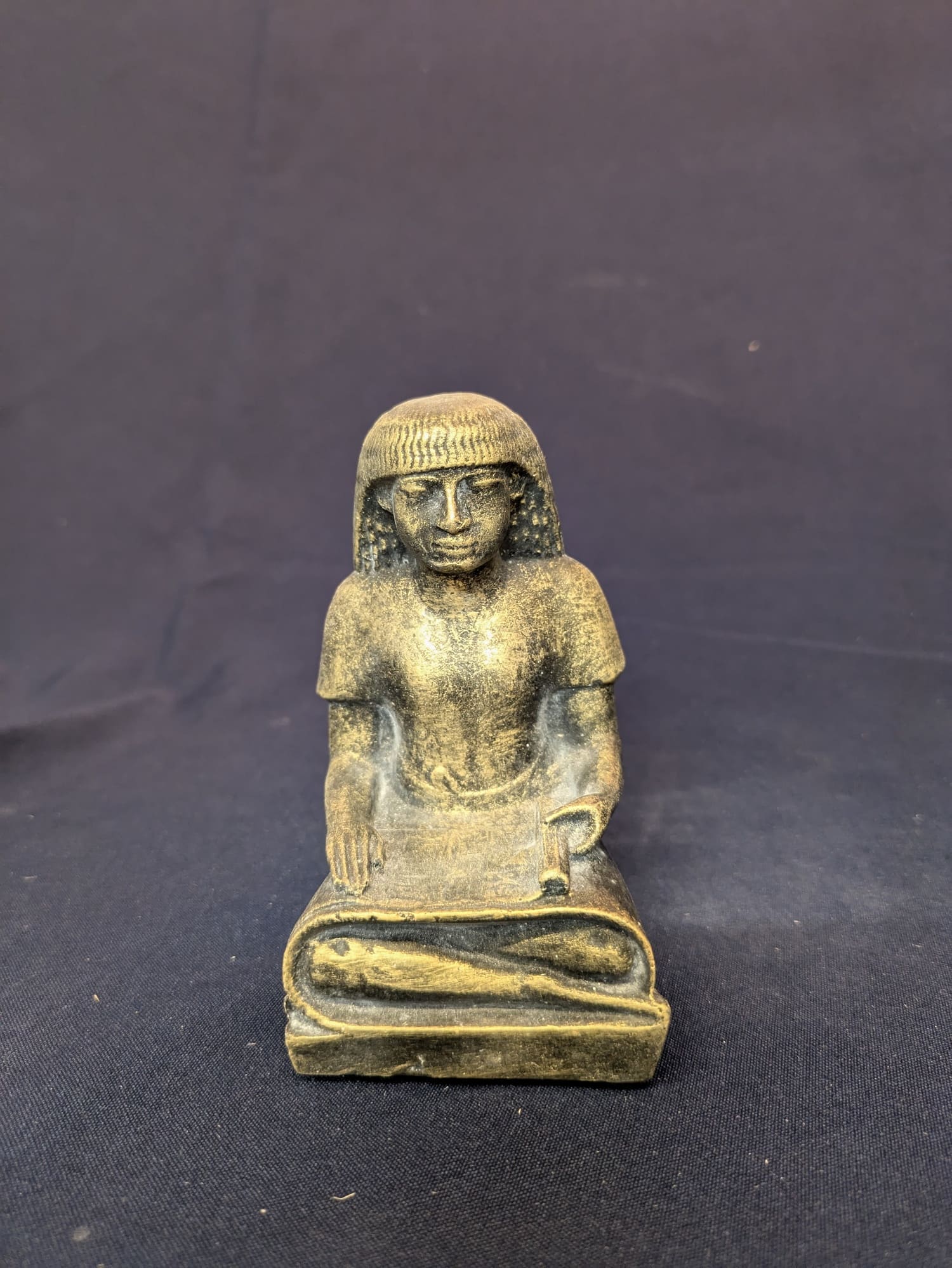 Scribe – Doré antique