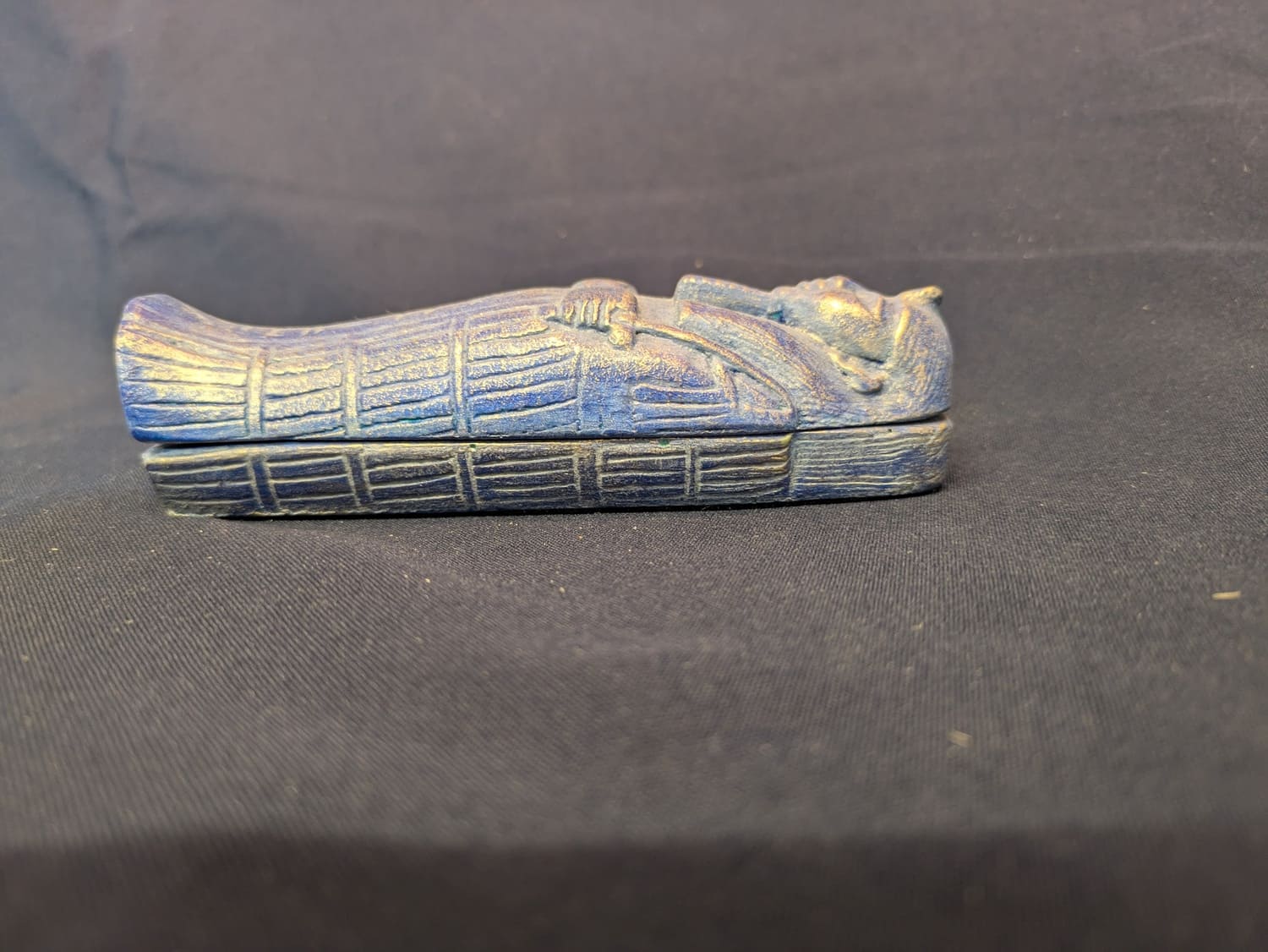 Sarcophage – Bleu (imitation lapis-lazuli) – vue A