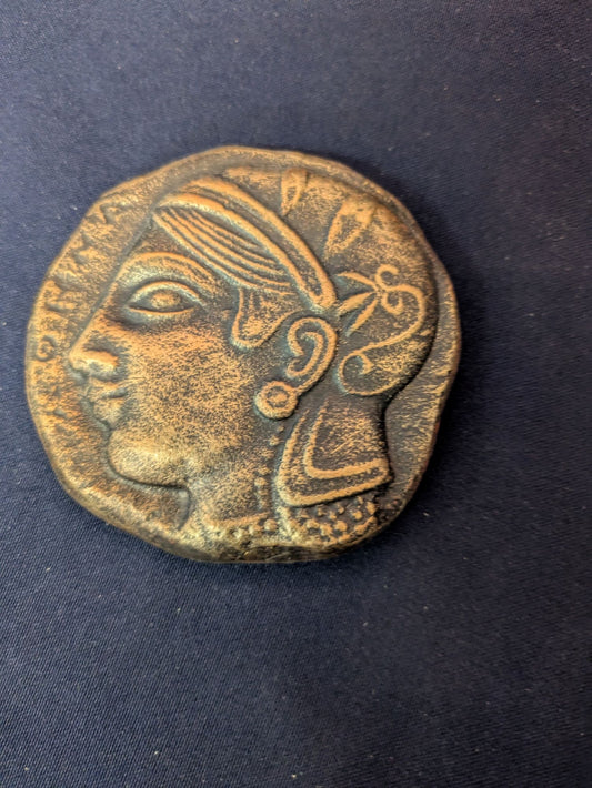 Athena (petit médaillon, aimanté) – Or antique