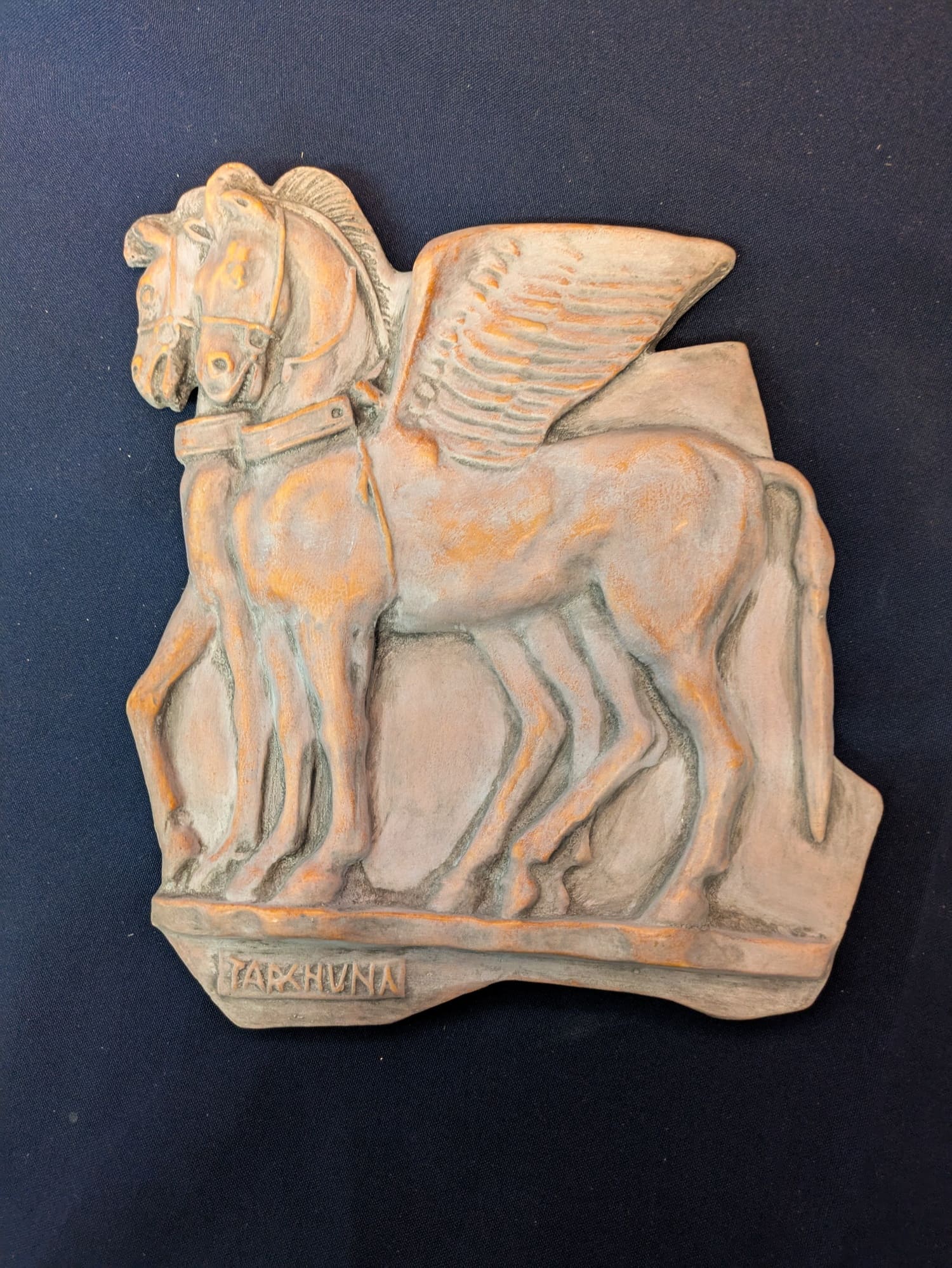 Chevaux de Tarquinia (grand) – Terra-cotta-rosé