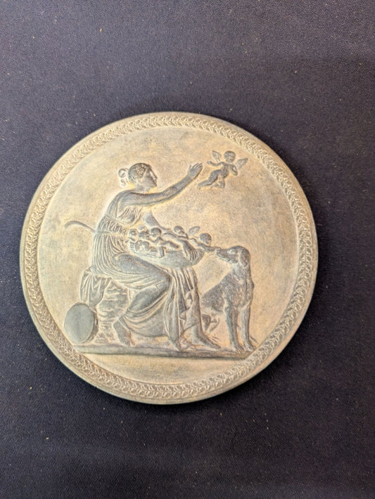 Ange (avec chien) – Gris foncé, finition doré léger