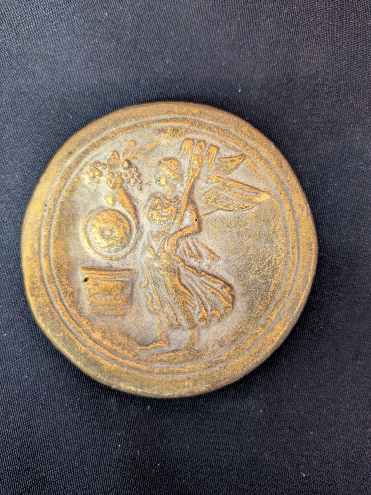 Victoire de Rome (aimanté) – Bronze