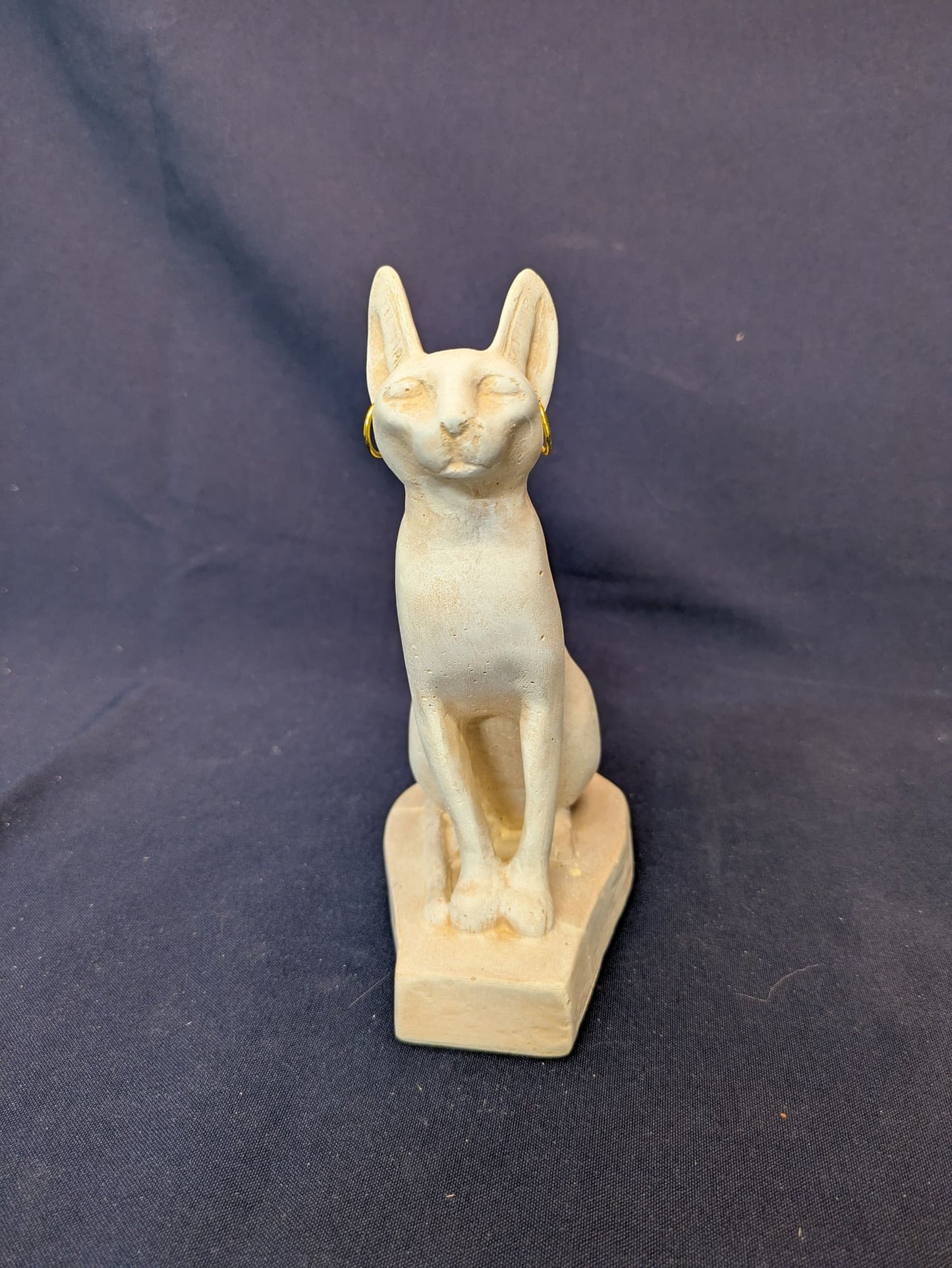 Bastet – Beige